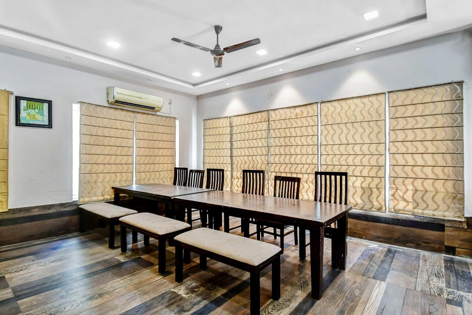 Super Townhouse All In One โกลกาตา ภายนอก รูปภาพ