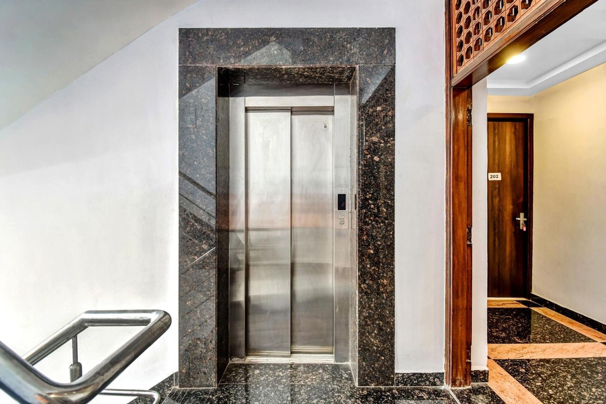 Super Townhouse All In One โกลกาตา ภายนอก รูปภาพ